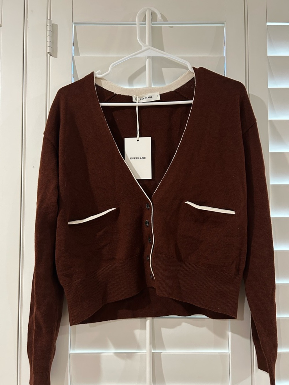 Everlane Deep V-Neck Cardigan - Picture 8 of 10